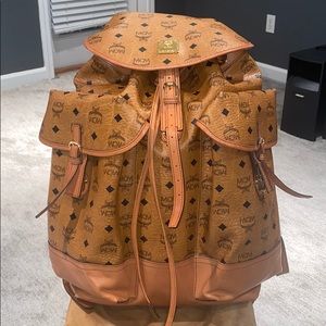 MCM Heritage Two Pocket Backpack in Viestos